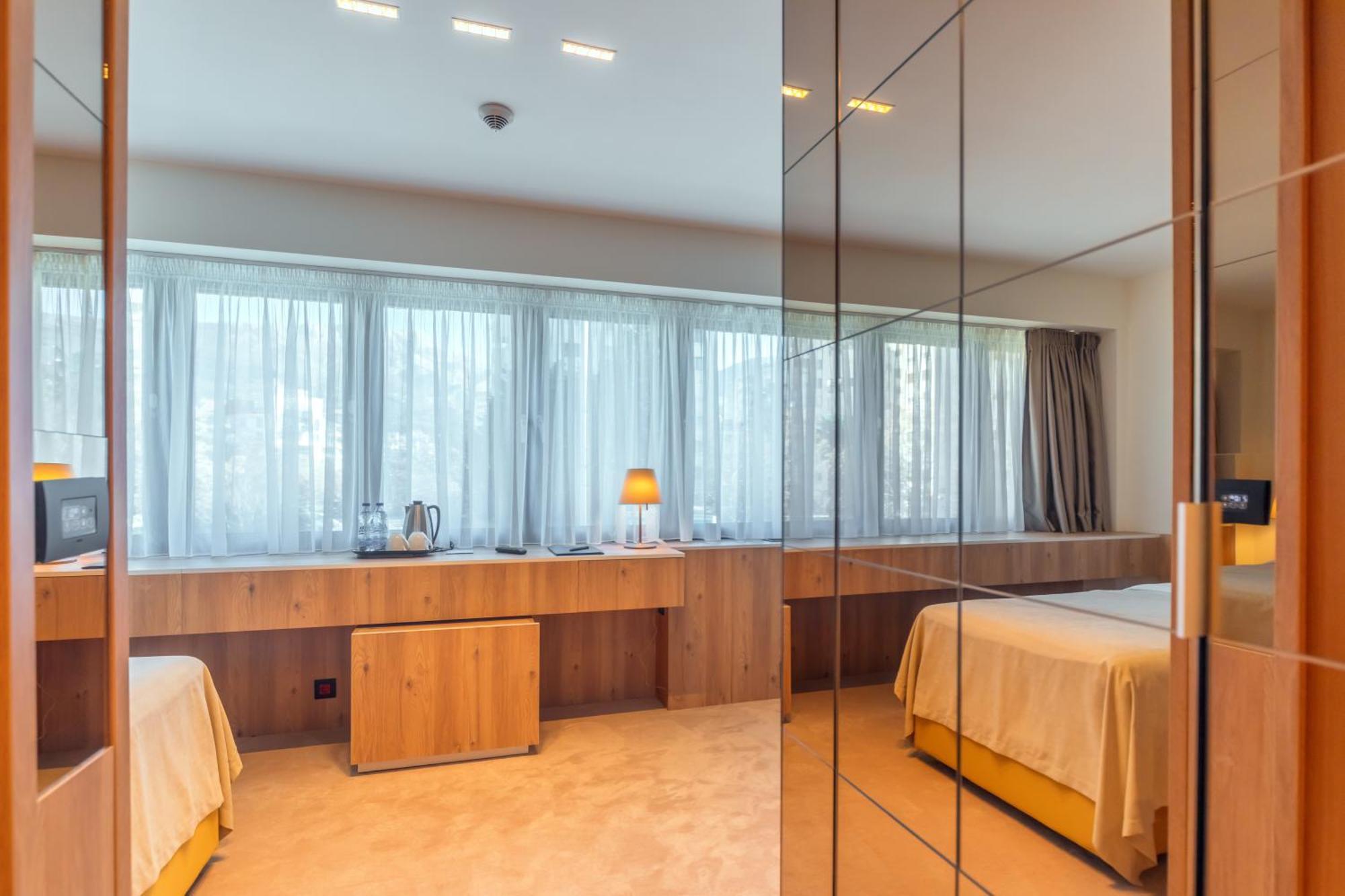 Hotel Agape Bar Pokoj fotografie